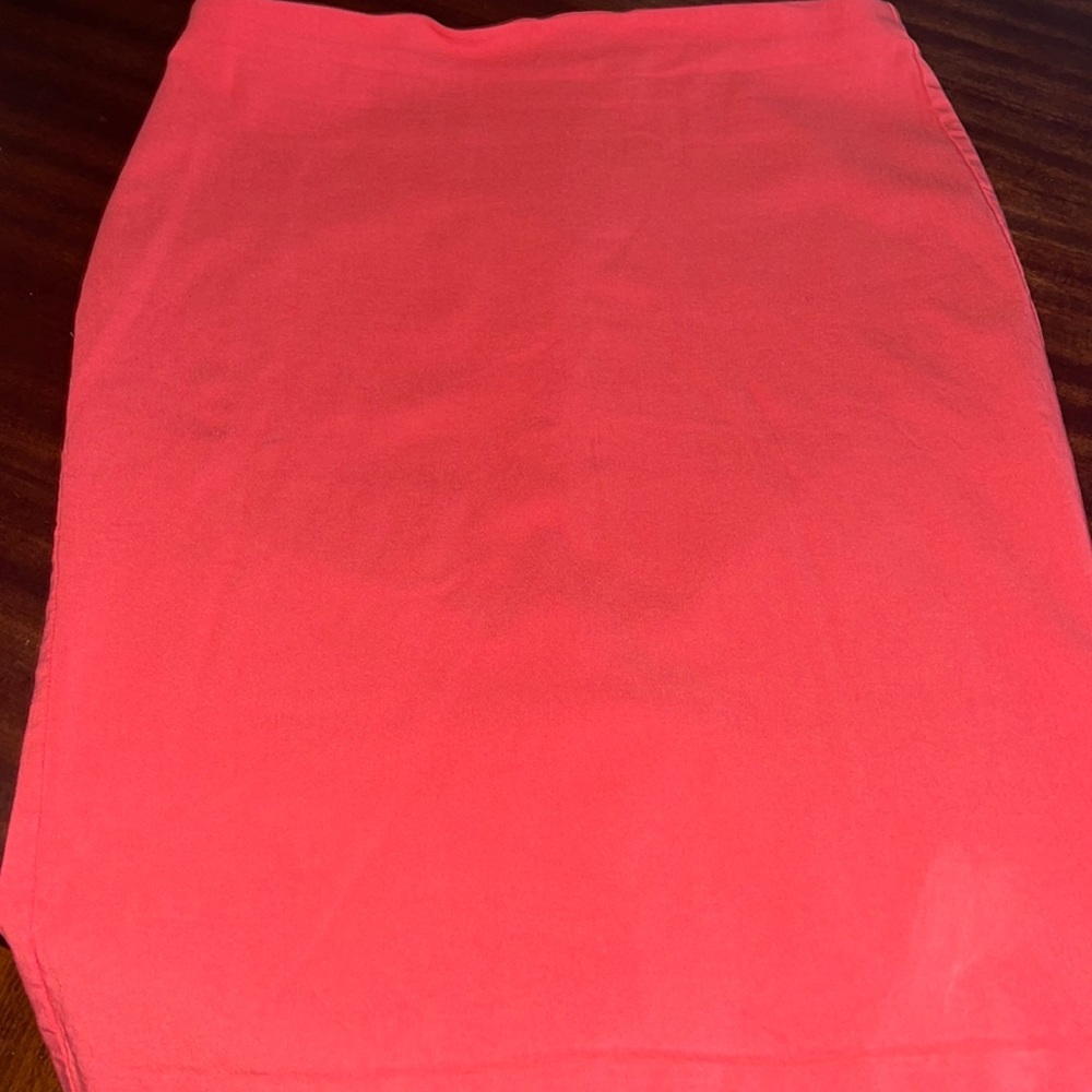 Hot pink pencil skirt